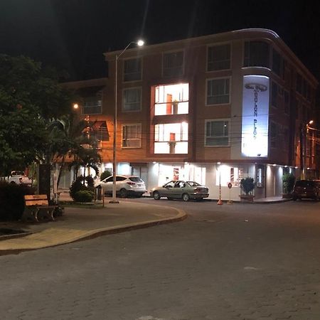 Colon Plaza Hotel Tumaco Dış mekan fotoğraf
