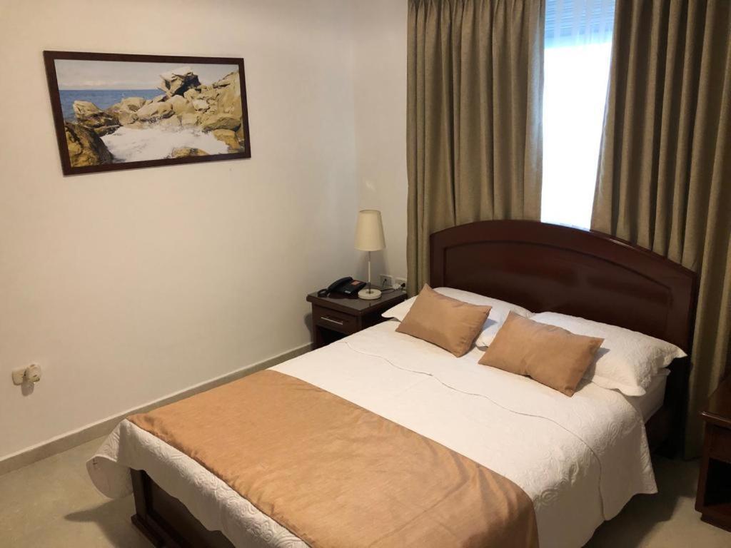 Colon Plaza Hotel Tumaco Dış mekan fotoğraf