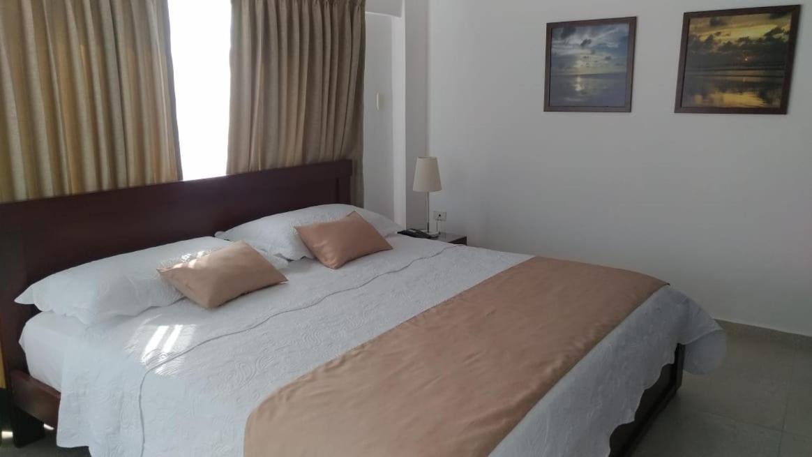 Colon Plaza Hotel Tumaco Dış mekan fotoğraf