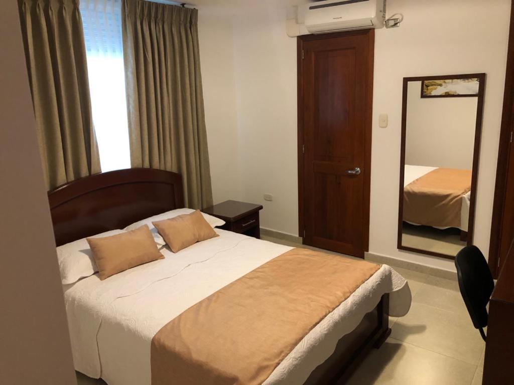 Colon Plaza Hotel Tumaco Dış mekan fotoğraf